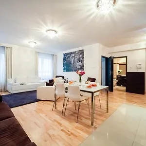 Apartahotel Platinum Towers